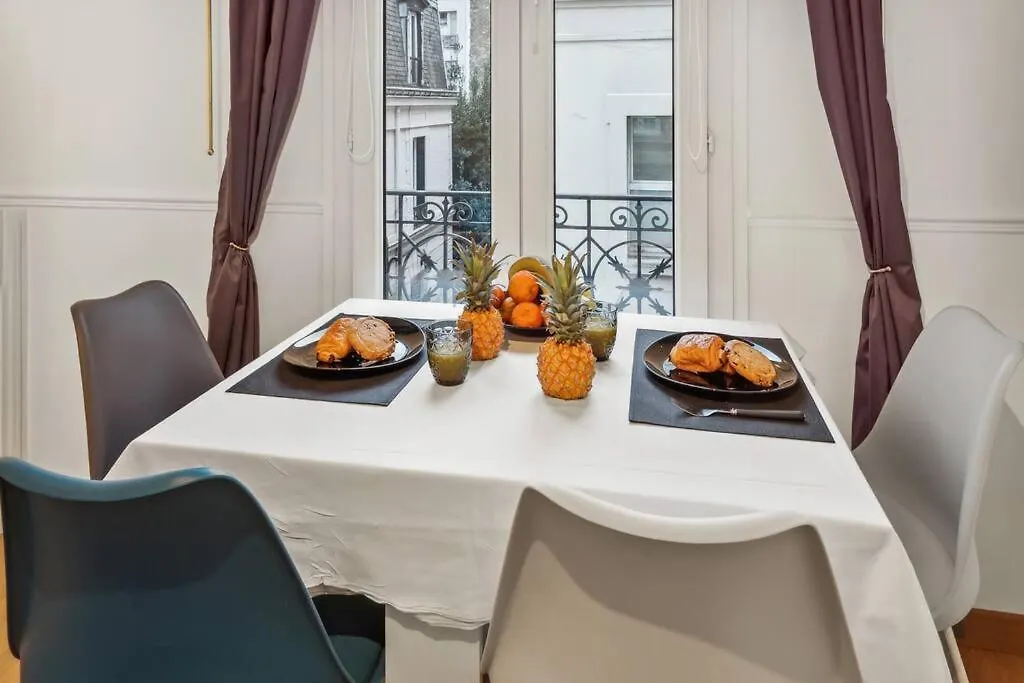 Appartamento Modern Flat In Paris - Heart Of Xvieme 0*,  Francia